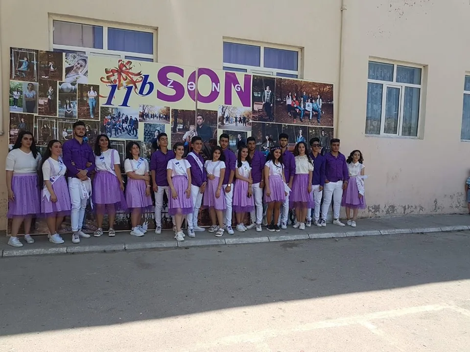 Bakıda iki məktəbin hər birində bir sinfin - bütün şagirdləri ali məktəbə qəbul olub