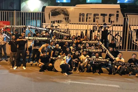 Azarkeşləri stadiondan “Neftçi” rəhbərliyi uzaqlaşdırıb? - Klubdan açıqlama