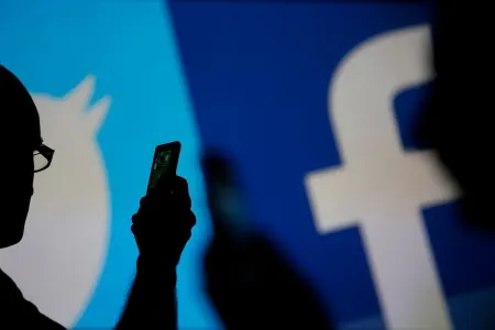 "Facebook" və "Twitter"dən şok addım: - Yüzlərlə istifadəçinin profili silindi