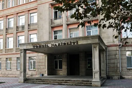 Peşə təhsili müəssisələrinə sənəd qəbulu başa çatdı
