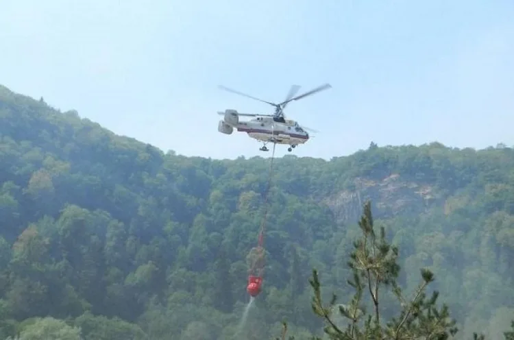Hirkan Milli Parkındakı yanğına helikopter - CƏLB OLUNDU - YENİLƏNİB - VİDEO