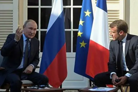 Putinlə Makron Dağlıq Qarabağ münaqişəsinin həlli yollarını müzakirə etdi