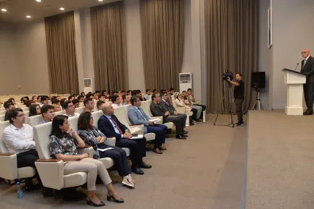 Macarıstan, Çin və Latviyada təhsil almaq üçün seçilmiş tələbələrlə - GÖRÜŞ KEÇİRİLDİ