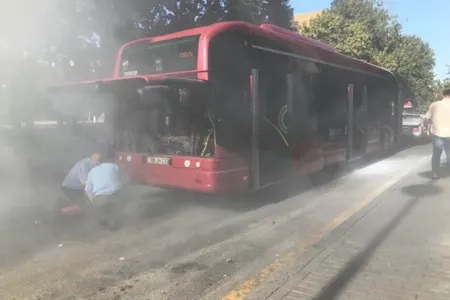 “Baku Bus”ın avtobusunda TÜSTÜLƏNMƏ - – VİDEO