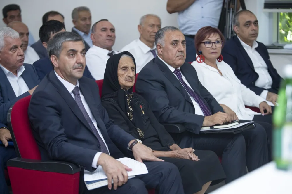 "Kənd təsərrüfatı məhsullarının istehsal həcmi 13% artıb" - İNAM KƏRİMOV