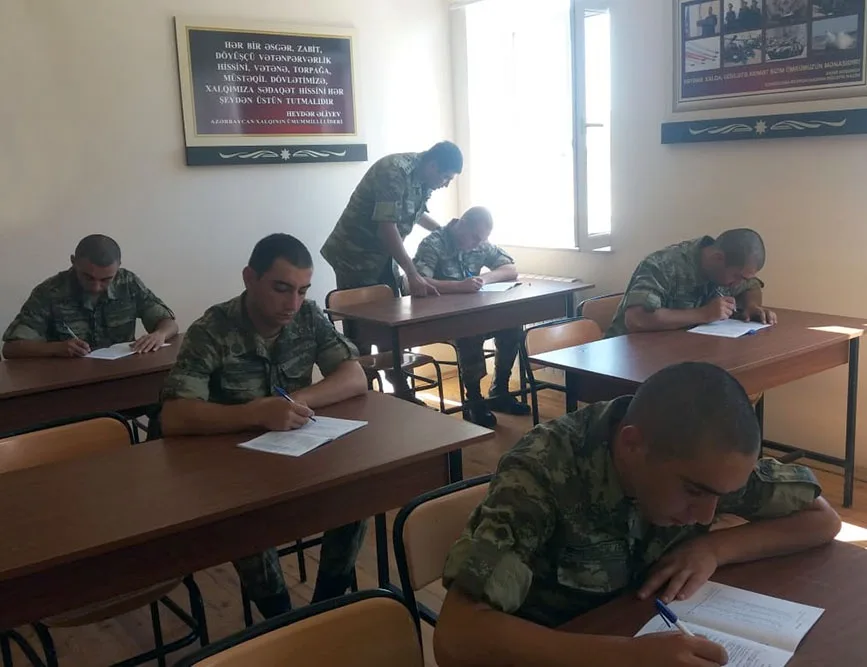 Hərbi qulluqçuların psixoloji sahədə maarifləndirilməsi - TƏDBİRLƏRİ KEÇİRİLDİ