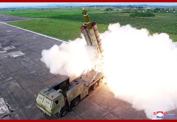 Şimali Koreya yeni nəhəng raketi sınadı