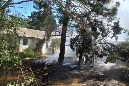 Bakıda uşaq baxçası yandı - -FOTOLAR