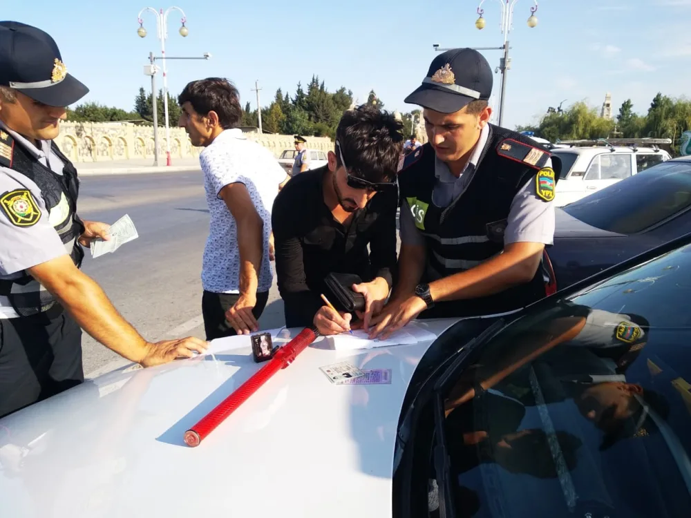 DYP 35 sürücünü cərimələdi - SƏBƏB - FOTO