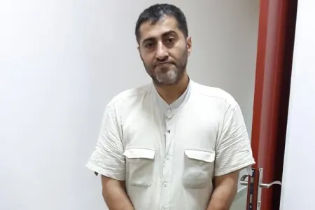 Gömrük əməkdaşına narkotik satarkən - ƏLƏ KEÇDİ - FOTO