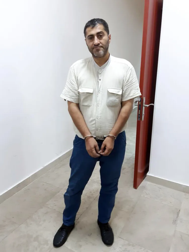 Gömrük əməkdaşına narkotik satarkən - ƏLƏ KEÇDİ - FOTO