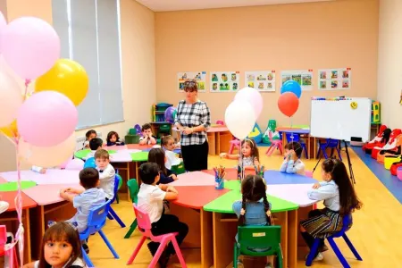 Məktəbəhazırlıq qruplarına 17 377 uşaq qeydiyyatdan keçib