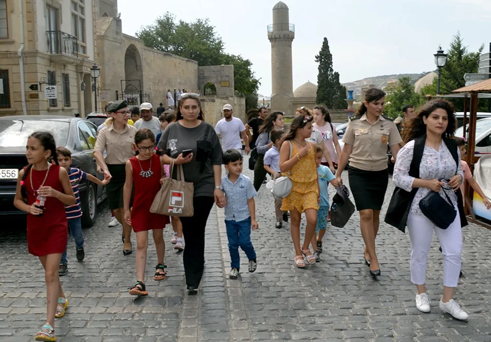 Şəhid ailələri və övladları üçün gəzinti - TƏŞKİL OLUNDU - FOTO