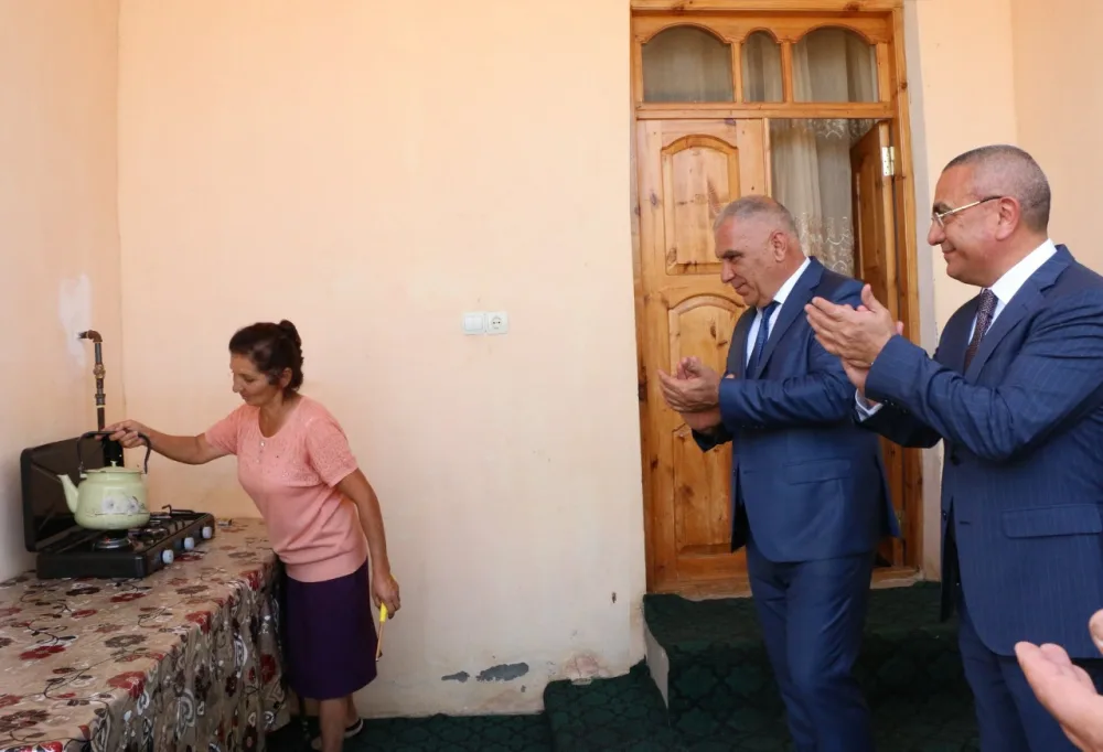Qobustanda 35 yeni abonentə qaz verildi