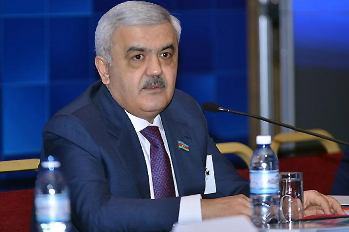 Rövnəq Abdullayev: - “Qarabağ”a idman xoşbəxtliyi, Avropa Liqasında 6 deyil, daha çox oyun keçirməsini arzulayıram”
