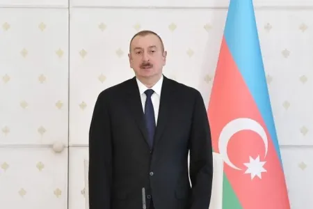 İlham Əliyev Vyetnamın və Slovakiyanın prezidentlərini - TƏBRİK ETDİ