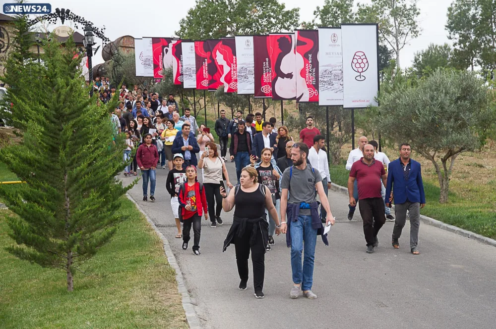 Dünyada görünməmiş şərab festivalı - AZƏRBAYCANDA -VİDEO-FOTOSESSİYA