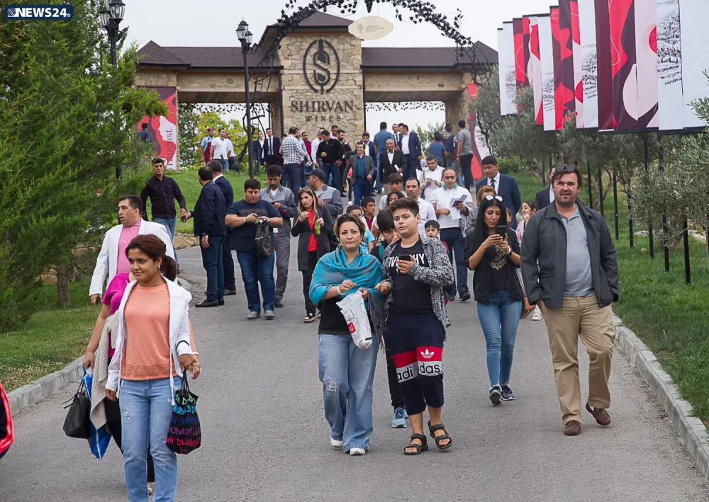 Dünyada görünməmiş şərab festivalı - AZƏRBAYCANDA -VİDEO-FOTOSESSİYA