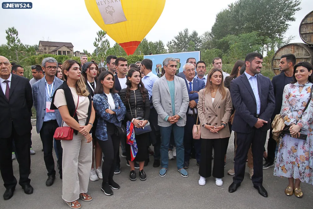 Dünyada görünməmiş şərab festivalı - AZƏRBAYCANDA -VİDEO-FOTOSESSİYA