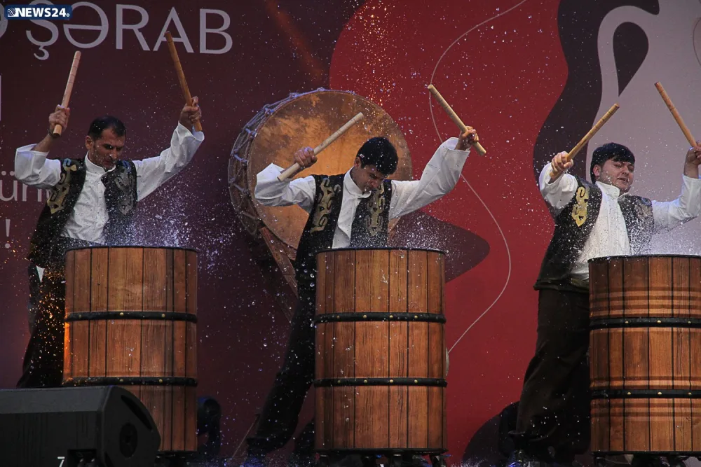 Dünyada görünməmiş şərab festivalı - AZƏRBAYCANDA -VİDEO-FOTOSESSİYA