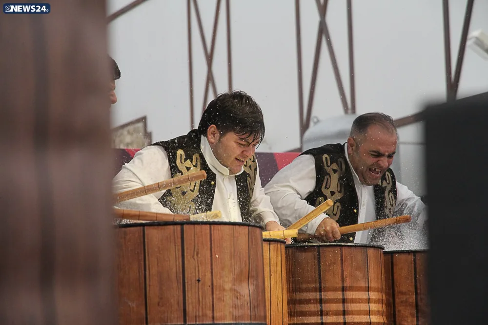 Dünyada görünməmiş şərab festivalı - AZƏRBAYCANDA -VİDEO-FOTOSESSİYA