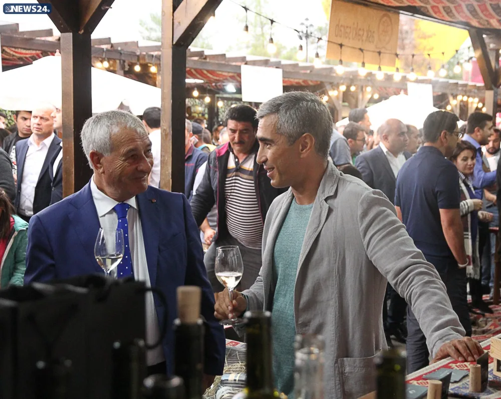 Dünyada görünməmiş şərab festivalı - AZƏRBAYCANDA -VİDEO-FOTOSESSİYA