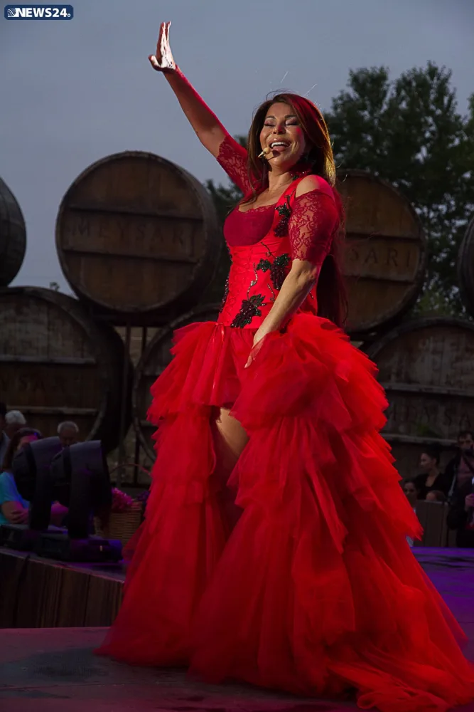 Dünyada görünməmiş şərab festivalı - AZƏRBAYCANDA -VİDEO-FOTOSESSİYA