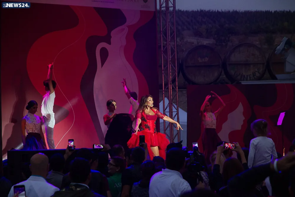 Dünyada görünməmiş şərab festivalı - AZƏRBAYCANDA -VİDEO-FOTOSESSİYA