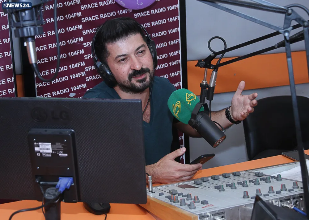 17 yaşlı “Yanar saat” - – FOTO – VİDEO