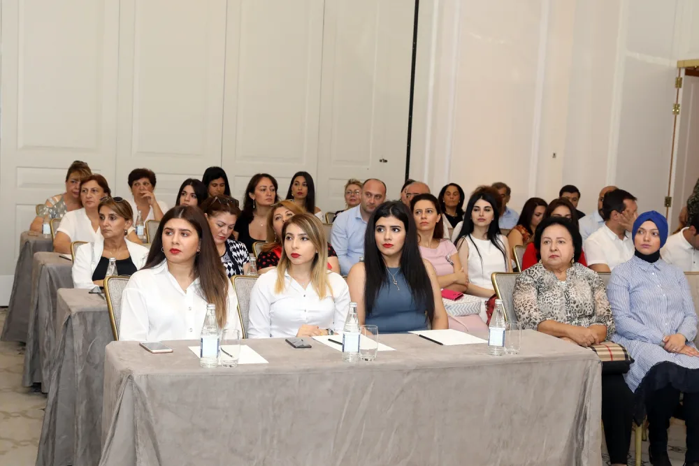 Qeyri-rəsmi məşğulluğun qarşısının alınması” mövzusunda - TƏDBİR KEÇİRİLDİ