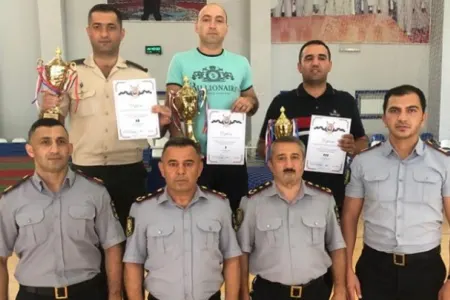 Polis idmançılarımız daha bir - YARIŞDA