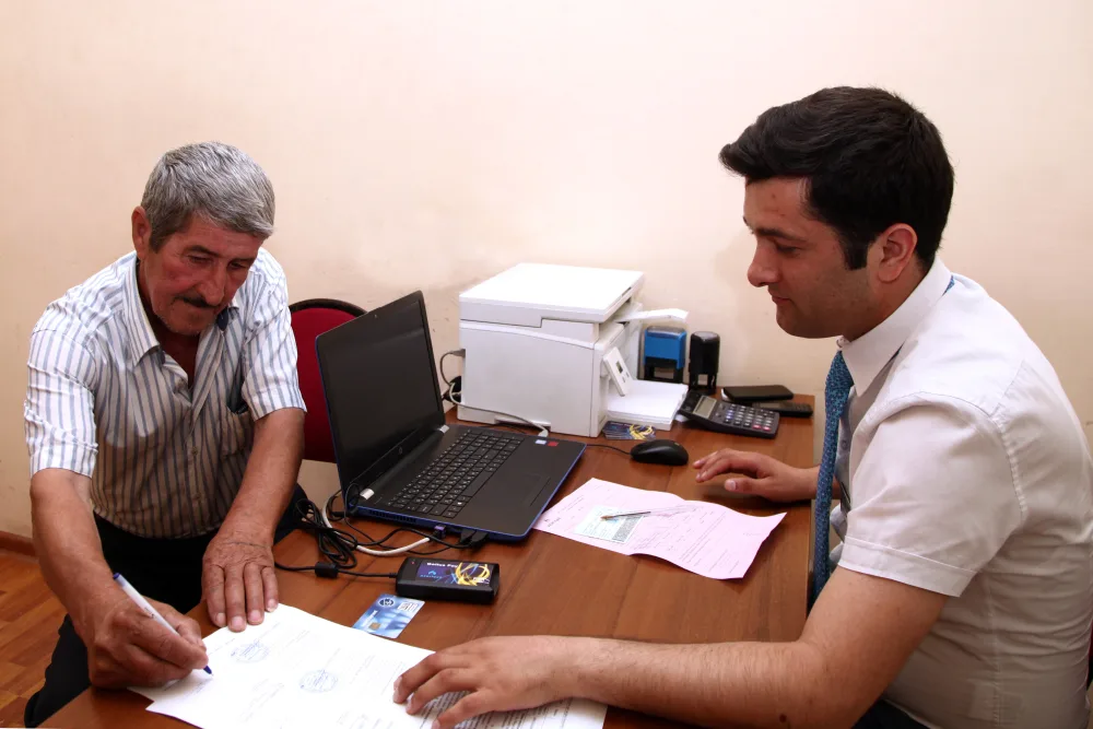 Sayğac kartlarının verilməsində növbələr yaranıb- - «Azəriqaz»dan AÇIQLAMA
