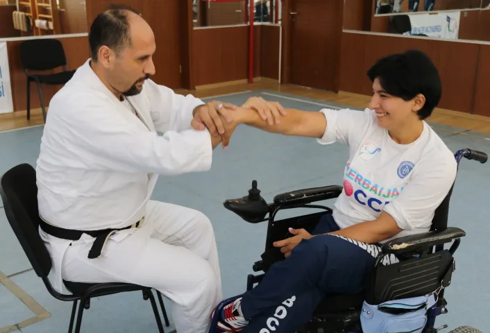 Peşə reabilitasiya mərkəzində Aikido idman növü ilə - TANIŞLIQ KEÇİRİLİR - FOTO