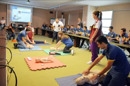 "Könüllü gömrükçü"lərə "İlk tibbi yardım" üzrə - TƏLİM KEÇİRİLDİ - FOTO