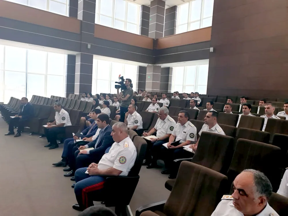 Dövlət Gömrük Komitəsinin sədri - baş idarələrdə mövcud vəziyyətlə tanış olub