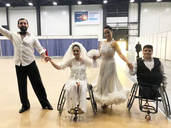 Rəqs idmanı üzrə paralimpiyaçılarımız finalda - Onları siz də tanıyın- FOTO
