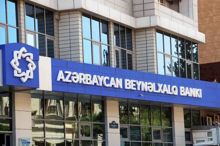 Beynəlxalq Bankın qadın əməkdaşını boğazını kəsən mühafizəçi barədə - ŞOK Təfərrüat- QISQANCLIQ