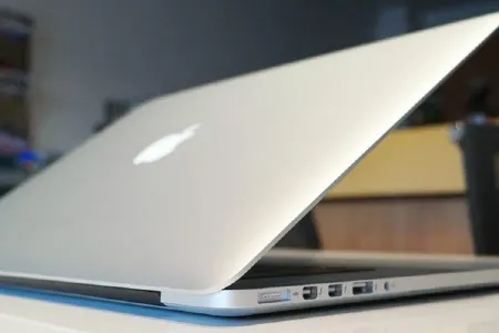 "Apple"noutbuku işlədənlərə bəd xəbər - TƏYYARƏYƏ BURAXILMAYACAQLAR
