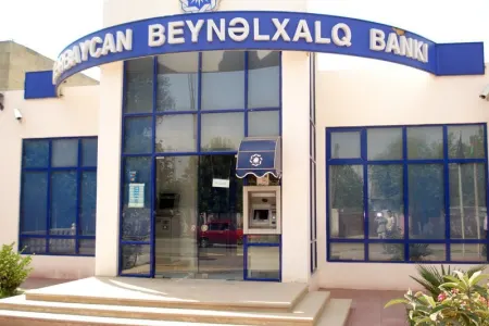 Beynəlxalq Bankın əməkdaşının qətlinin təfərrüatı  - Dul qadın evlənmək istəyib, gəncin ailəsi razı olmayıb