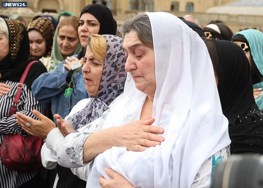 Təzə Pir məscidində qanvermə aksiyası - FOTOLAR - VİDEO - YENİLƏNİB