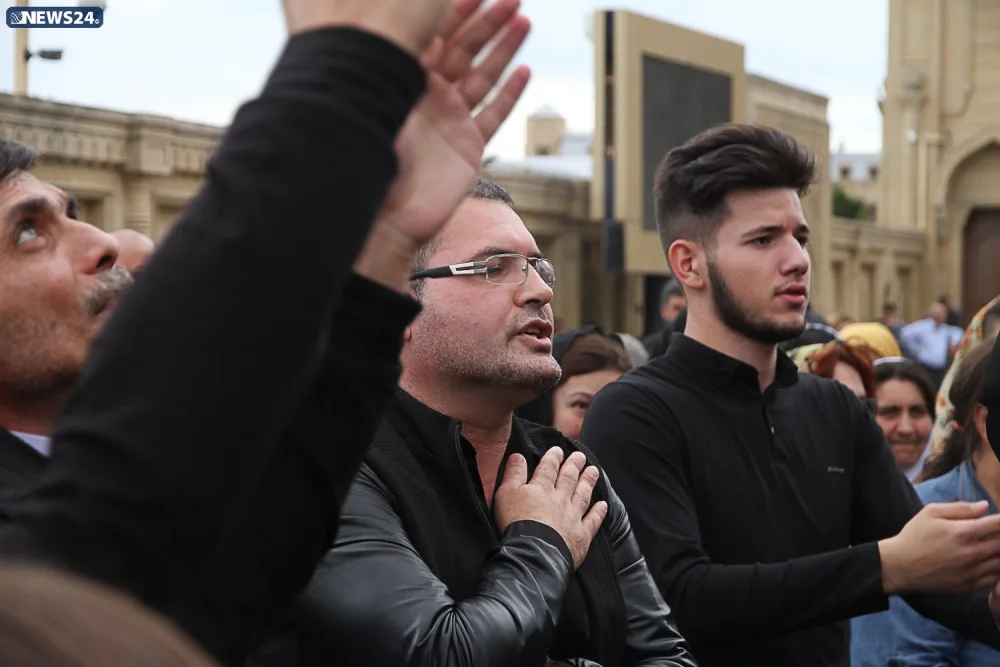 Təzə Pir məscidində qanvermə aksiyası - FOTOLAR - VİDEO - YENİLƏNİB