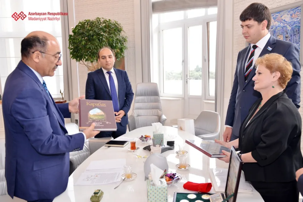 Mədəniyyət naziri Rusiya nümayəndə heyətini qəbul etdi