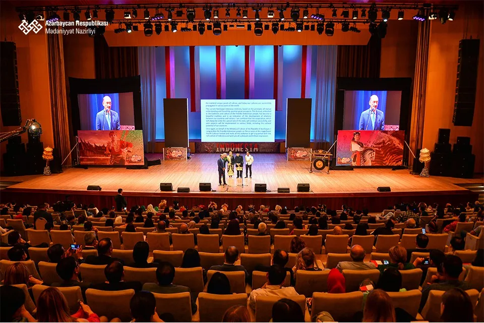 Bakıda IV İndoneziya mədəniyyəti festivalının - AÇILIŞI - FOTO