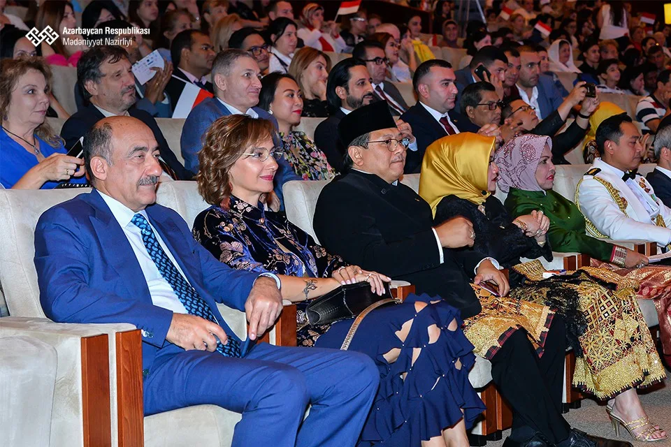 Bakıda IV İndoneziya mədəniyyəti festivalının - AÇILIŞI - FOTO