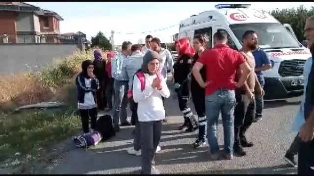 SON DƏQİQƏ! Şagirdlərin olduğu - AVTOBUS AŞDI - DƏHŞƏTLİ VİDEO