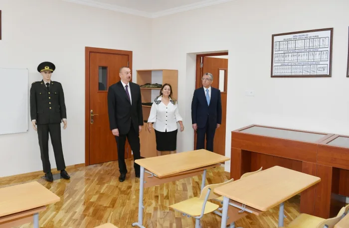 Prezident təmir olunan - MƏKTƏBDƏ - FOTOLAR