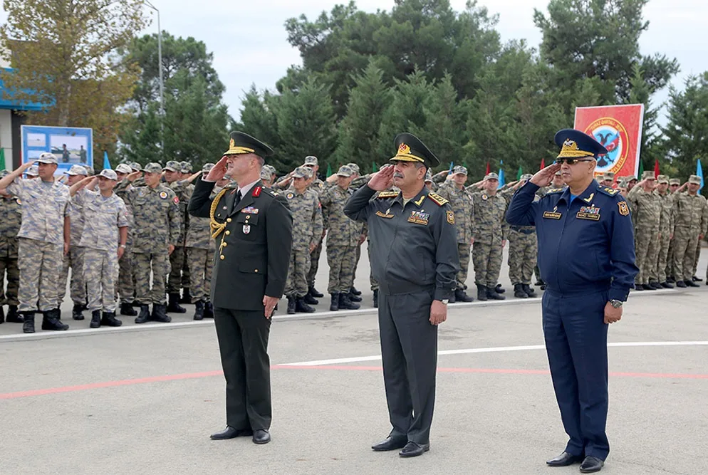Zakir Həsənov "TurAz Qartalı"nda iştirak edən şəxsi heyətlə - GÖRÜŞDÜ - FOTO - VİDEO