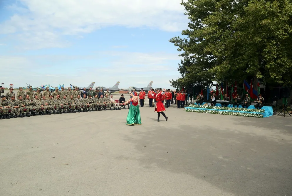 Zakir Həsənov "TurAz Qartalı"nda iştirak edən şəxsi heyətlə - GÖRÜŞDÜ - FOTO - VİDEO