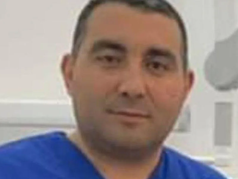 Tanınmış həkim qəfil vəfat etdi
