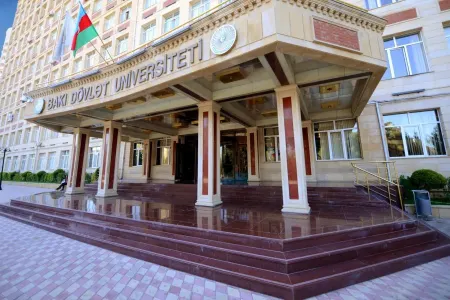 Ural Federal Universiteti ilə BDU arasında “ikili diplom” un - tətbiqi müzakirə edilib